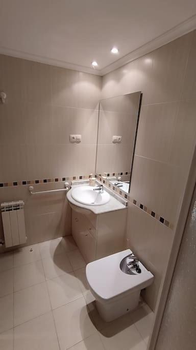 Apartamento En Foz. Primera Linea Playa Rapadoira Bagian luar foto